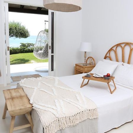 Seafront Calista Beach House With Garden Glifada Dış mekan fotoğraf