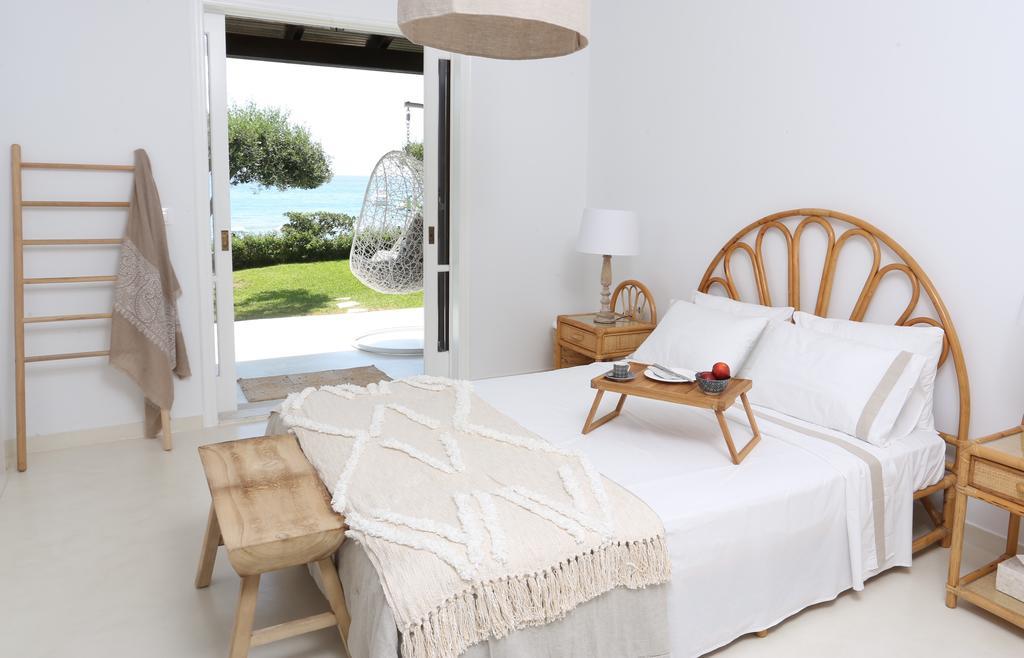 Seafront Calista Beach House With Garden Glifada Dış mekan fotoğraf